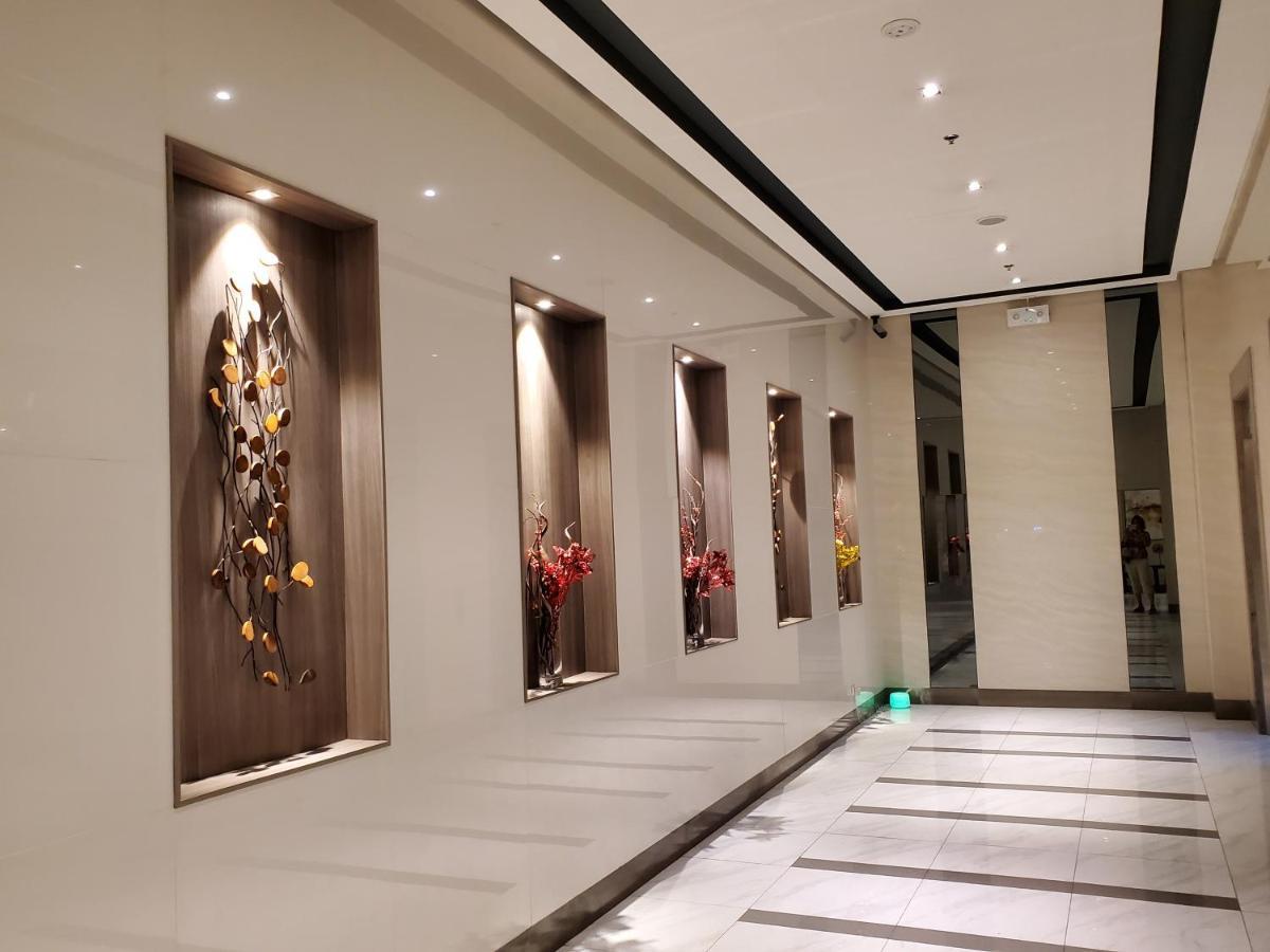 باساي Cozyvilla At 81 Newport Blvd Walk To Naia T3 Marriott & Resorts World Casino & Newport Mall For 5 Pax Free Parking!!!! المظهر الخارجي الصورة