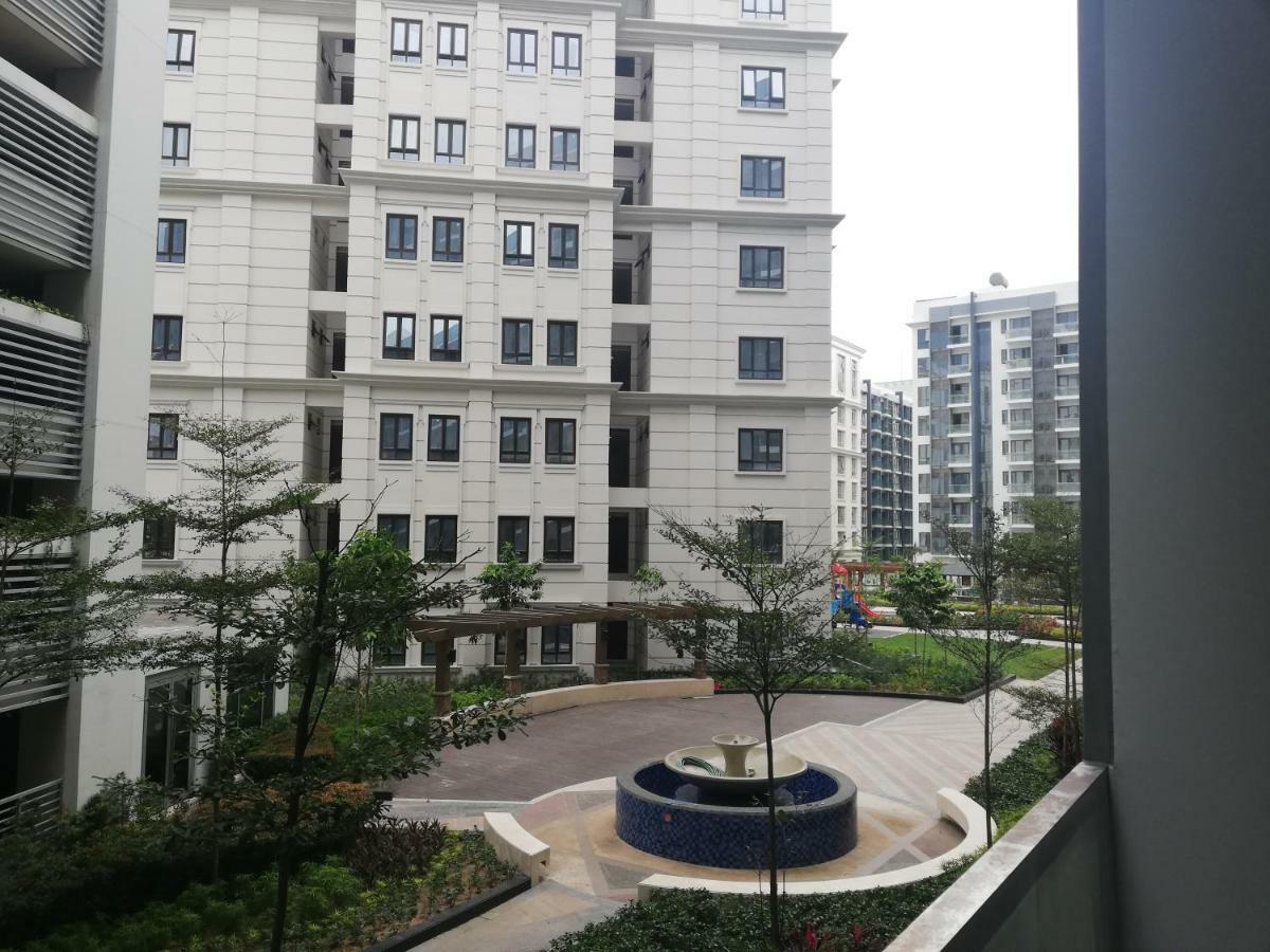باساي Cozyvilla At 81 Newport Blvd Walk To Naia T3 Marriott & Resorts World Casino & Newport Mall For 5 Pax Free Parking!!!! المظهر الخارجي الصورة